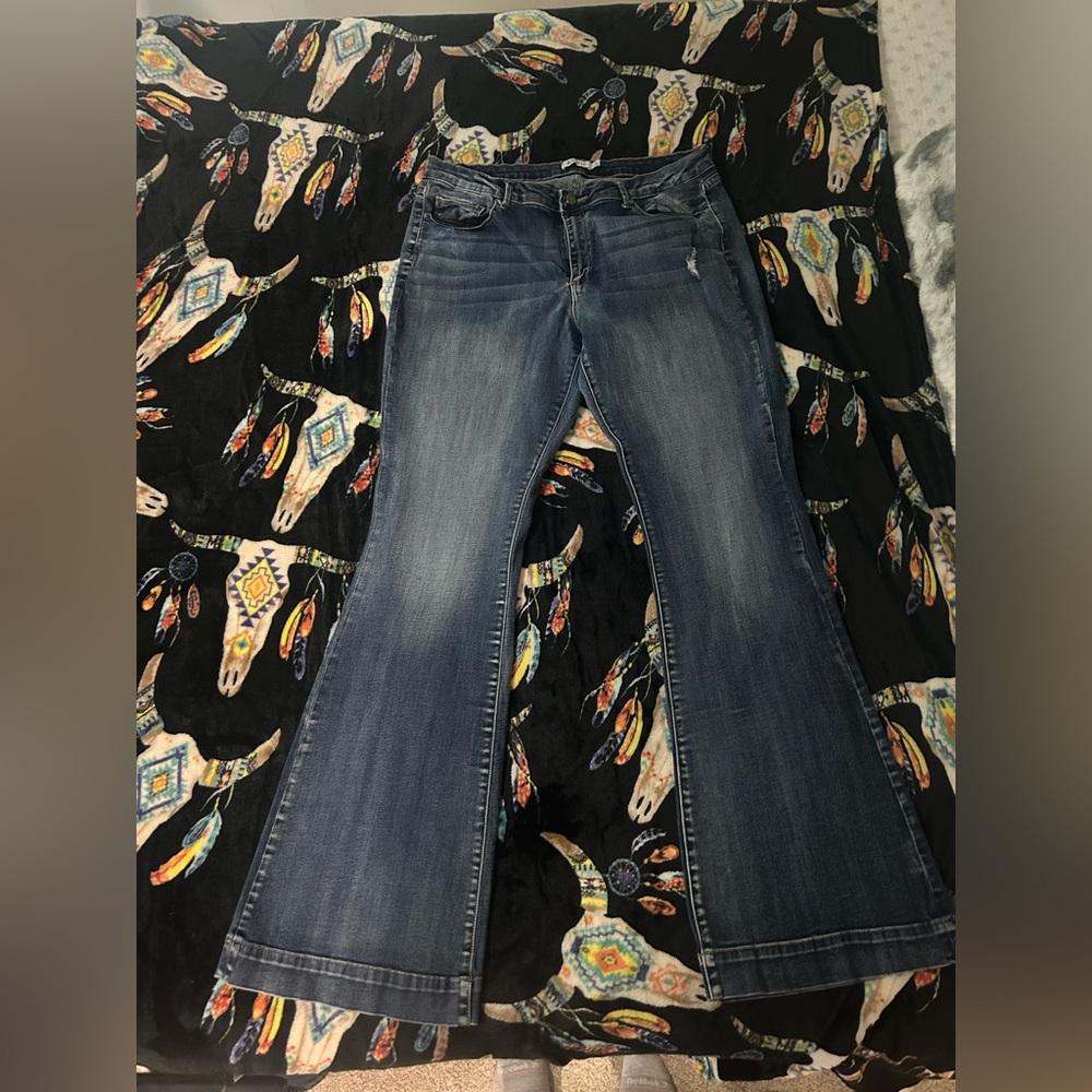 Women’s Size 35/32 JustFab Blue Flare Wide Leg Jeans